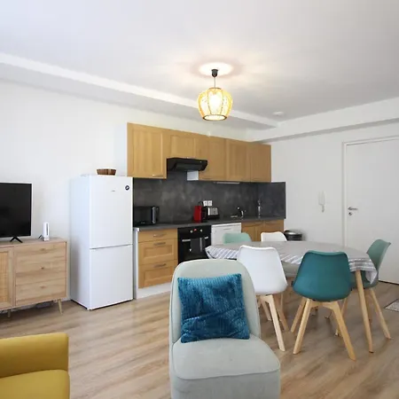 T2 Au Centre, Wi-fi, 4 Pers, Proche Thermes - Fr-1-608-282